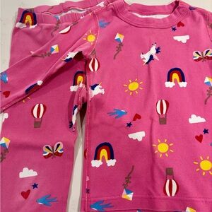 Hanna Andersson Pink Pajama Set with Rainbow and Unicorn Print